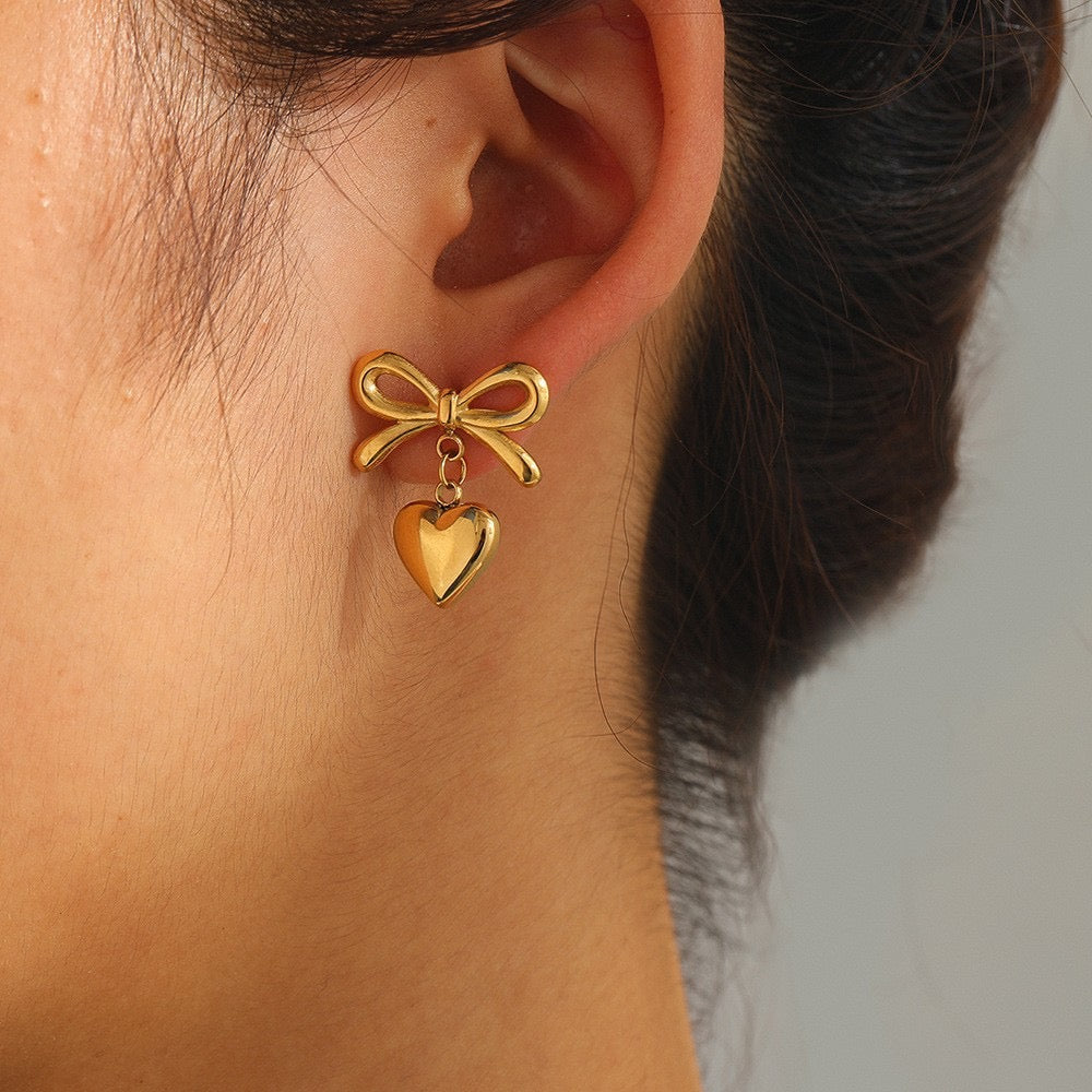 The Belle Heart Earrings